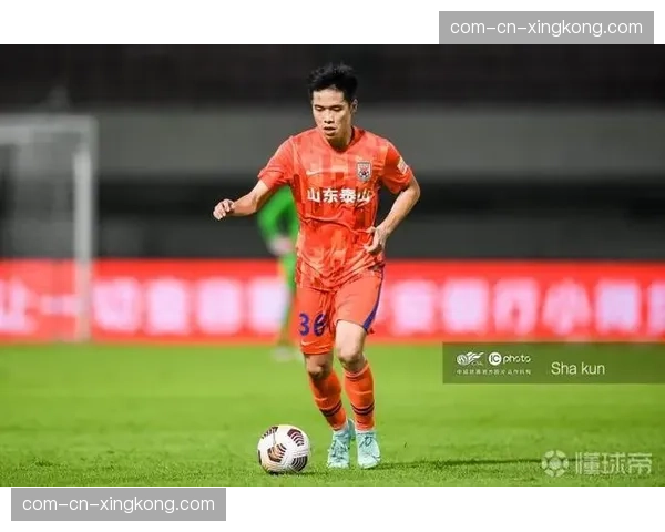 段刘愚有望首发十号位 泰山中场创造力寻求突破